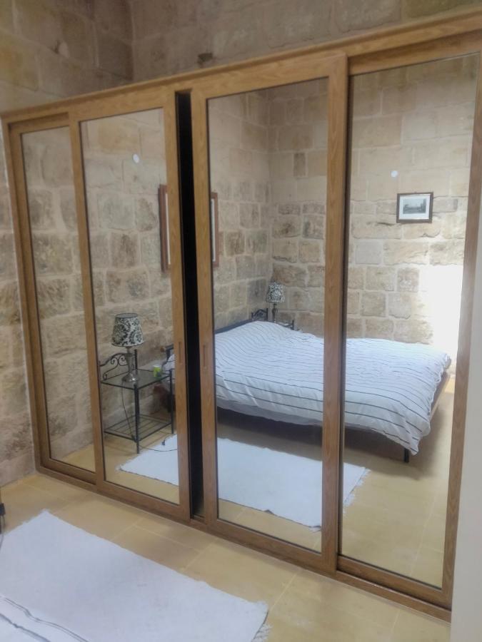Charming 17Th Cent House Of Character In The Famous 3 Cities, Right Next To Valletta Cospicua Exterior photo