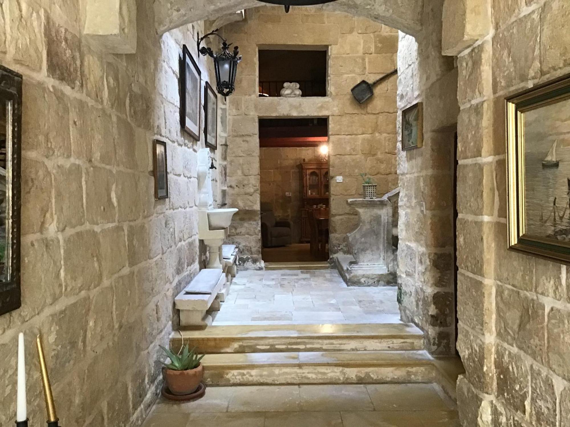 Charming 17Th Cent House Of Character In The Famous 3 Cities, Right Next To Valletta Cospicua Exterior photo